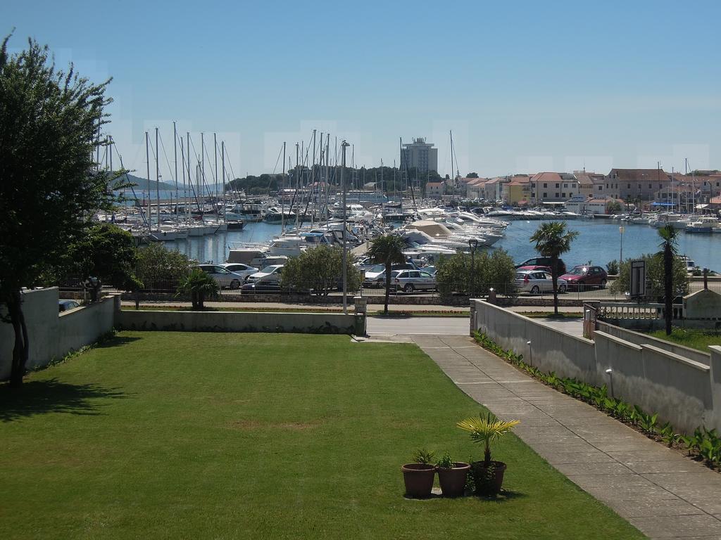 Apartment And Rooms Villa Kolonada Vodice Zewnętrze zdjęcie